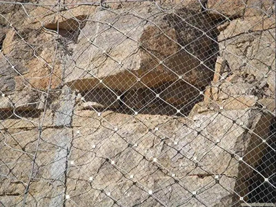 边坡防护网图片4 边坡防护网图片4